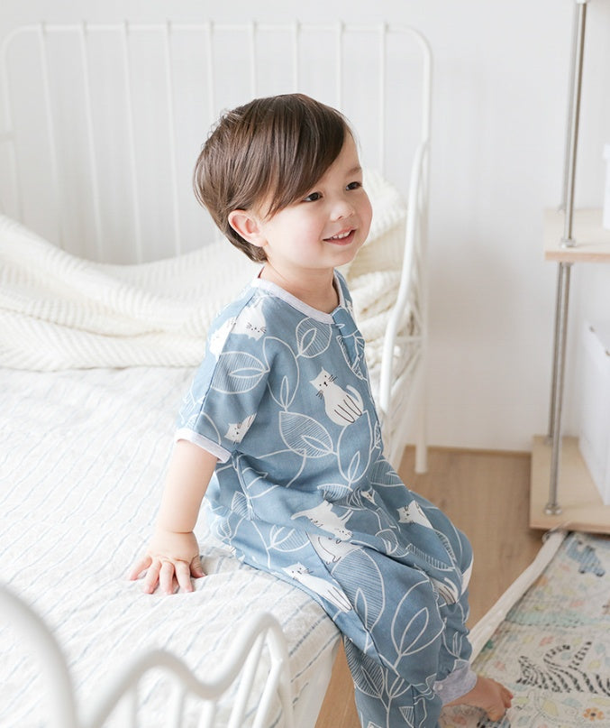 Baby Bamboo Cotton Gauze Sleeping Bag – Lightweight & Breathable Wearable Blanket