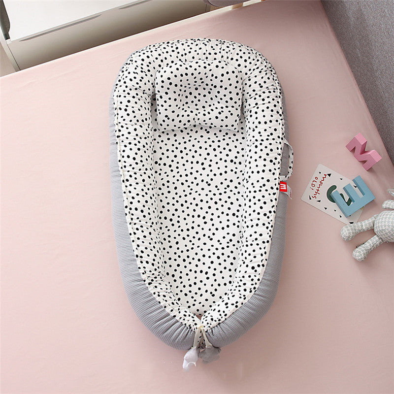 Honeycomb Breathable Foldable Detachable And Washable Portable Crib